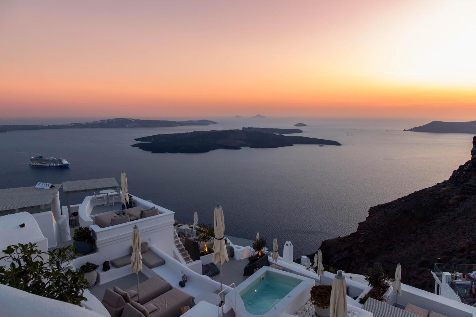 Iconic Santorini, A Boutique Cave Hotel By Sandglass Imerovigli  Exterior photo